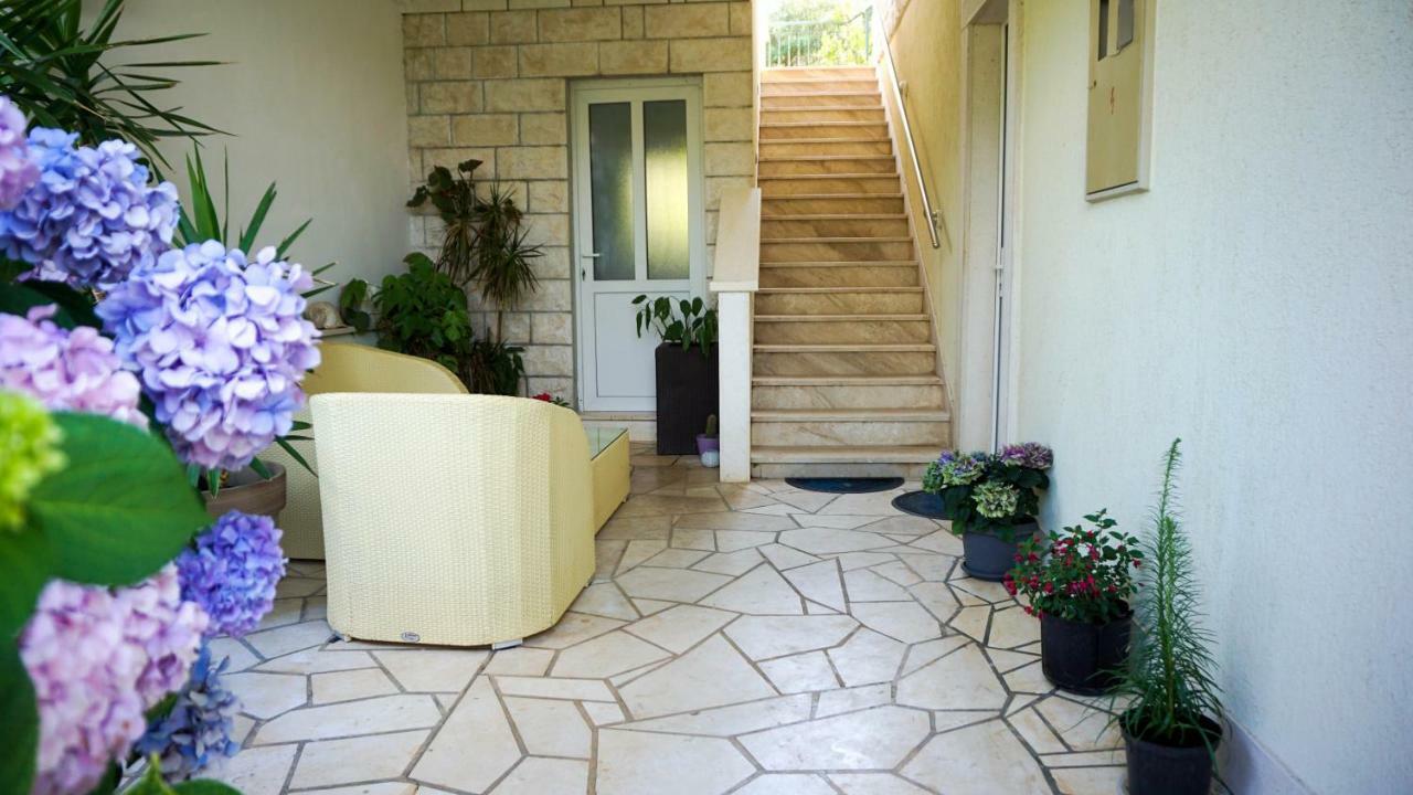 Villa Siga Мали-Стон Экстерьер фото